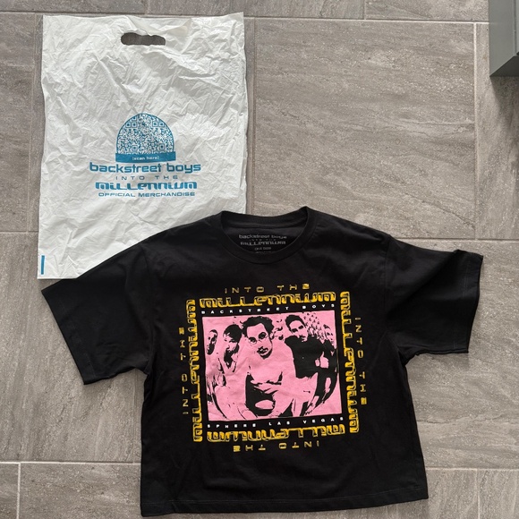 Backstreet Boys Official “Into the Millenium” Sphere Residency 2025 Crop Tee—NEW - Picture 2 of 3
